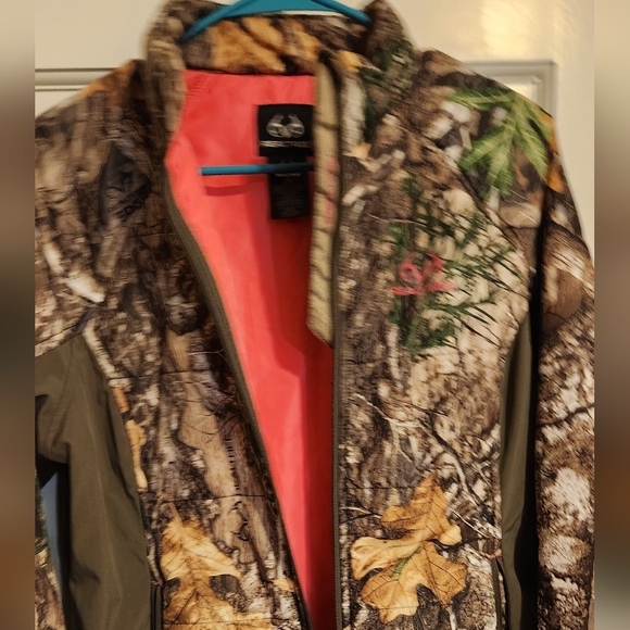 REALTREE CAMO Ladies Soft Shell Full-Zip Jacket, Size M - Picture 2 of 5